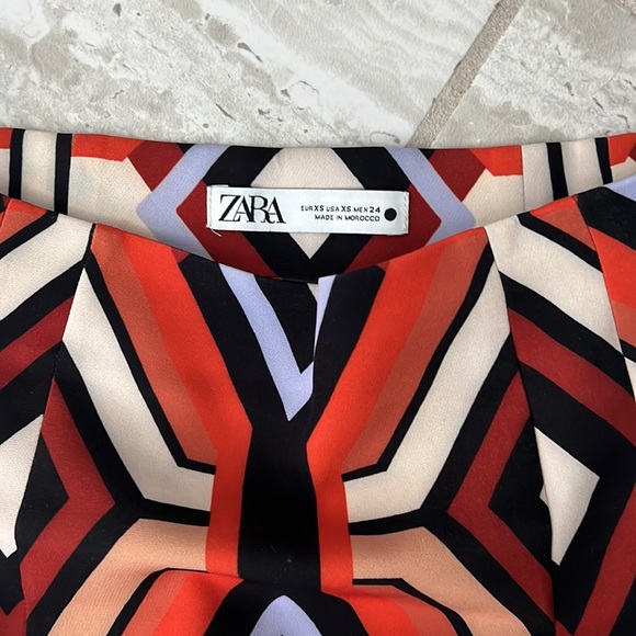 High waisted Zara geometric skirt - Picture 2 of 2